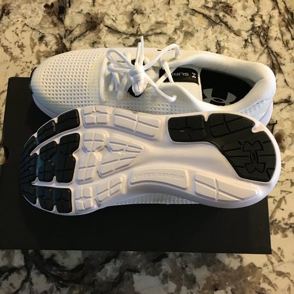 Under Armour Surge 3 Women's Running Shoes White Sneakers Athletic Mesh NEW BOX - Picture 8 of 8